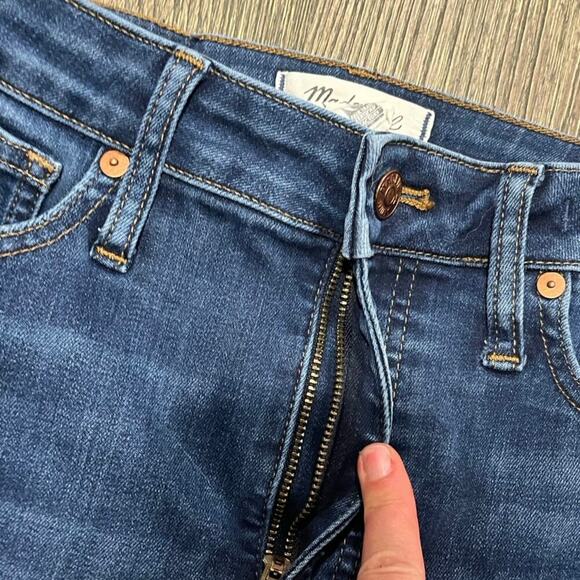Madewell Curvy High-Rise Skinny Jeans Whiskering Denim Dark Wash Blue Size 26 - Picture 6 of 13